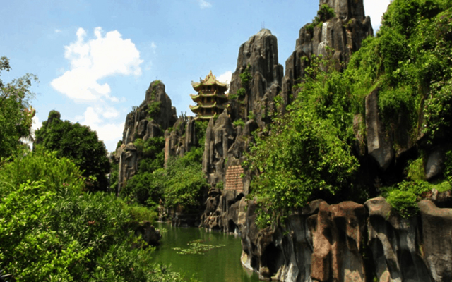 Du lịch Đà Nẵng với những địa điểm du lịch tâm linh dành cho du khách
